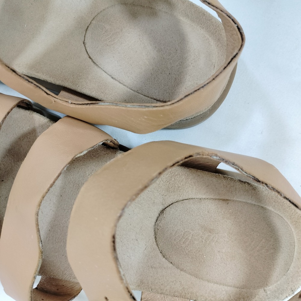 Madewell Lug Sole Sandals; Tan Leather Triple Strap Buckle - Picture 4 of 6